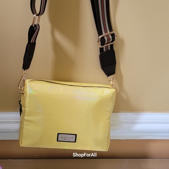 Gucci pouch converted in to shoulder bag or cross body - Picture 5 of 16